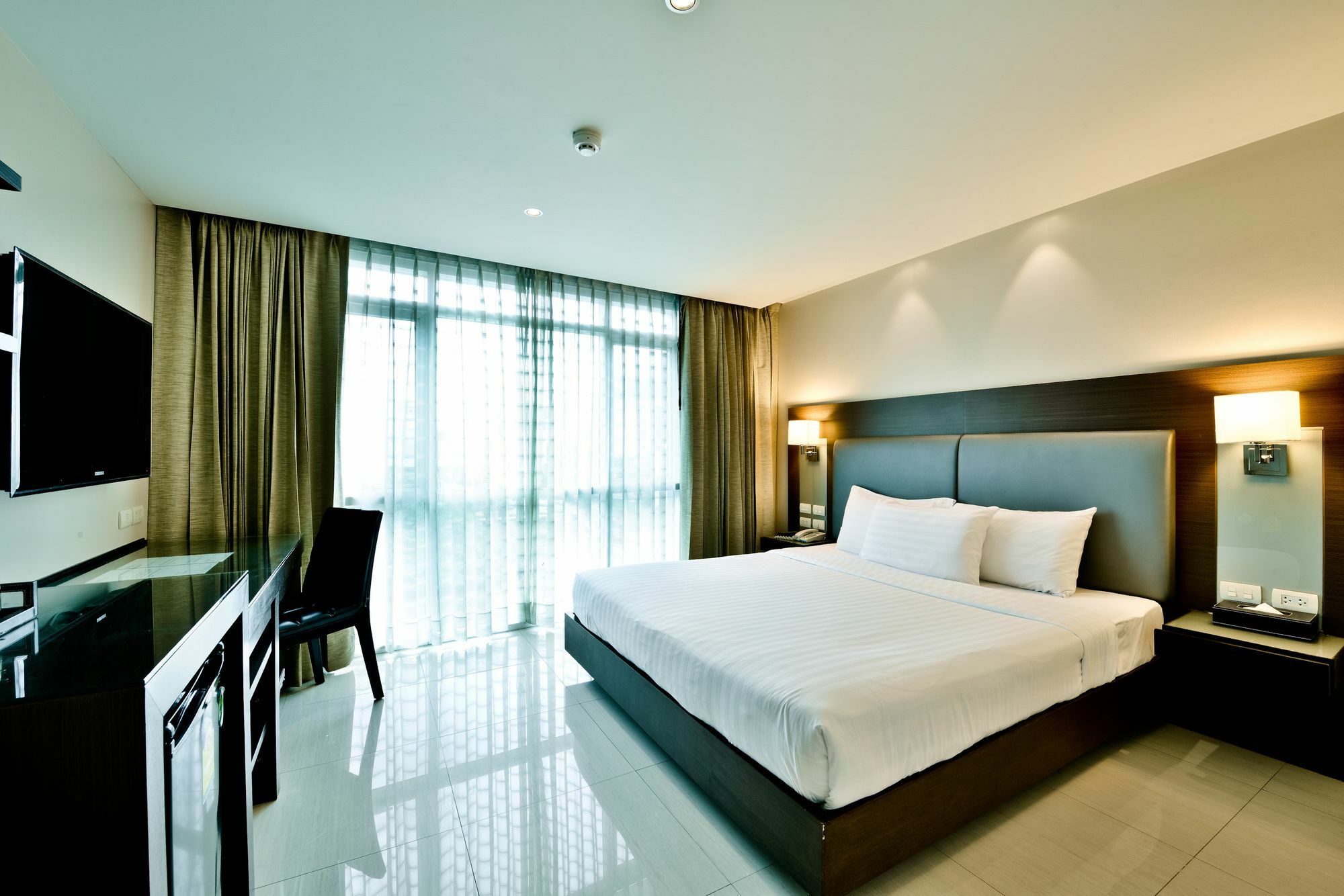 The Prestige Nana Hotel Bangkok Exterior photo